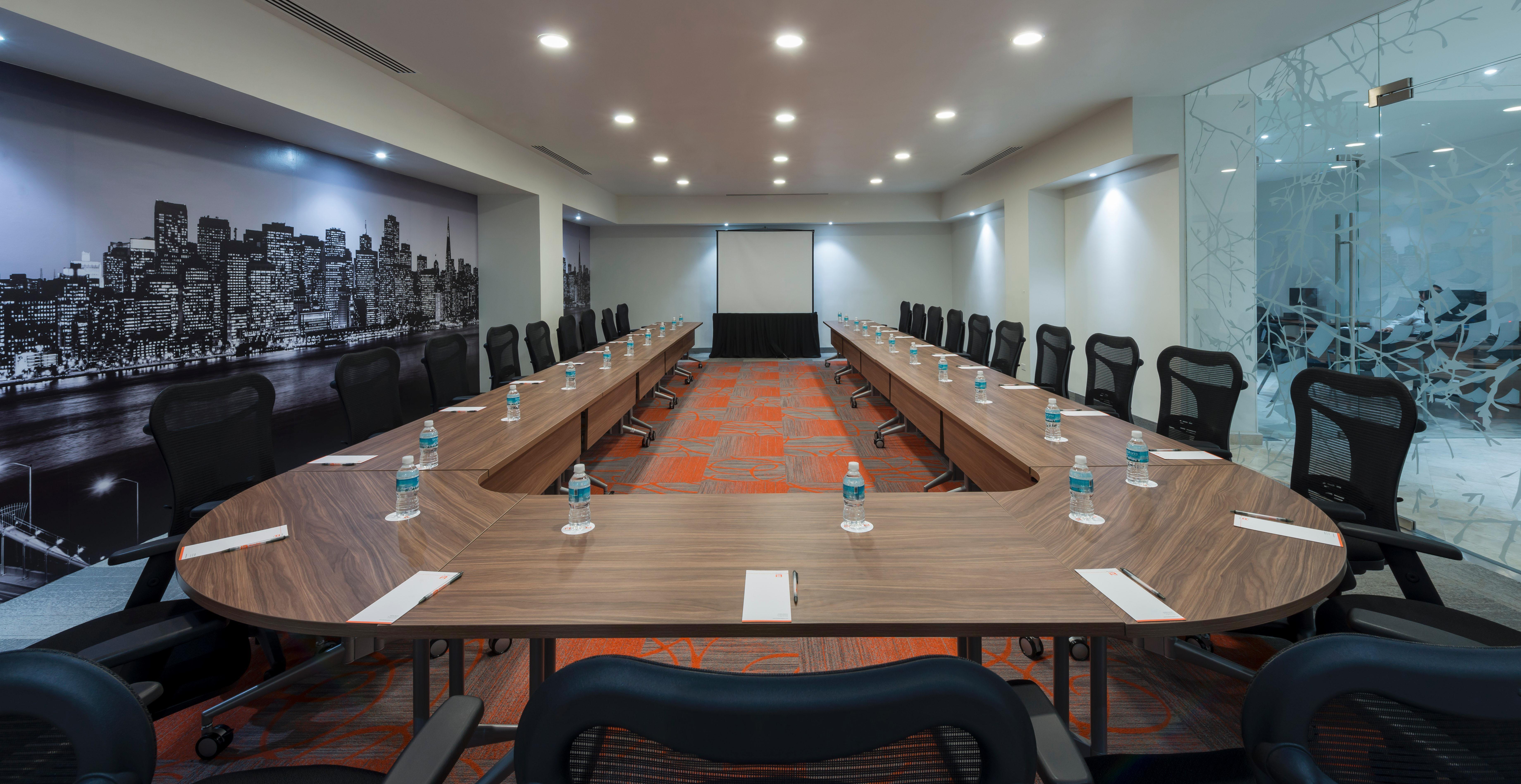 Real Inn Tijuana By Camino Real Hoteles Extérieur photo Meeting room at the hotel