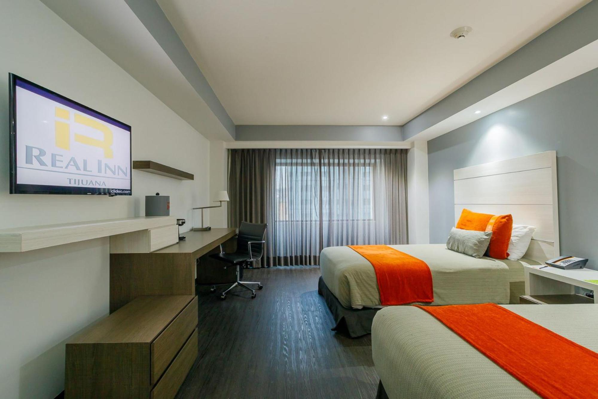 Real Inn Tijuana By Camino Real Hoteles Extérieur photo